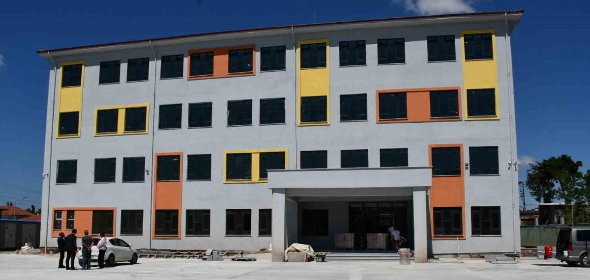 Yeniçiftlik’e Eğitim Yatırımı