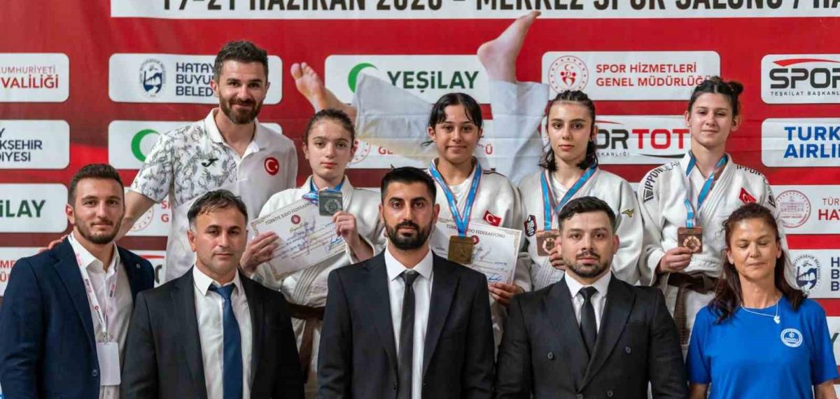 Yunusemre Belediyesporlu judocular Kocaeli’nde Avrupa Kupası’na katılacak