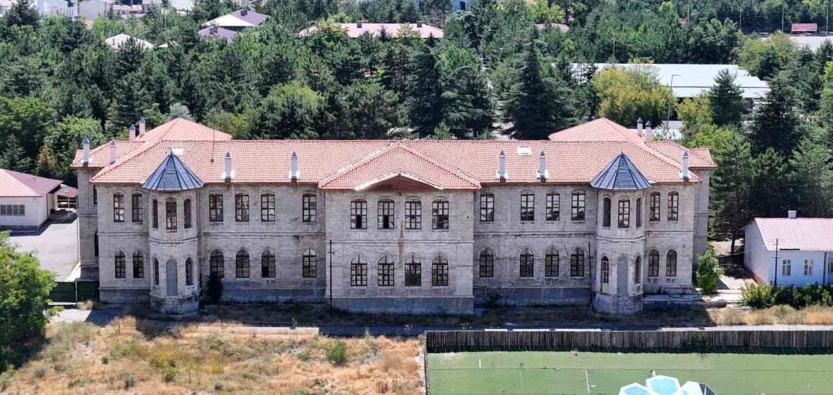 144 yıllık Sivas Selçuk Anadolu Lisesi: Osmanlı’dan Cumhuriyet’e kesintisiz eğitim