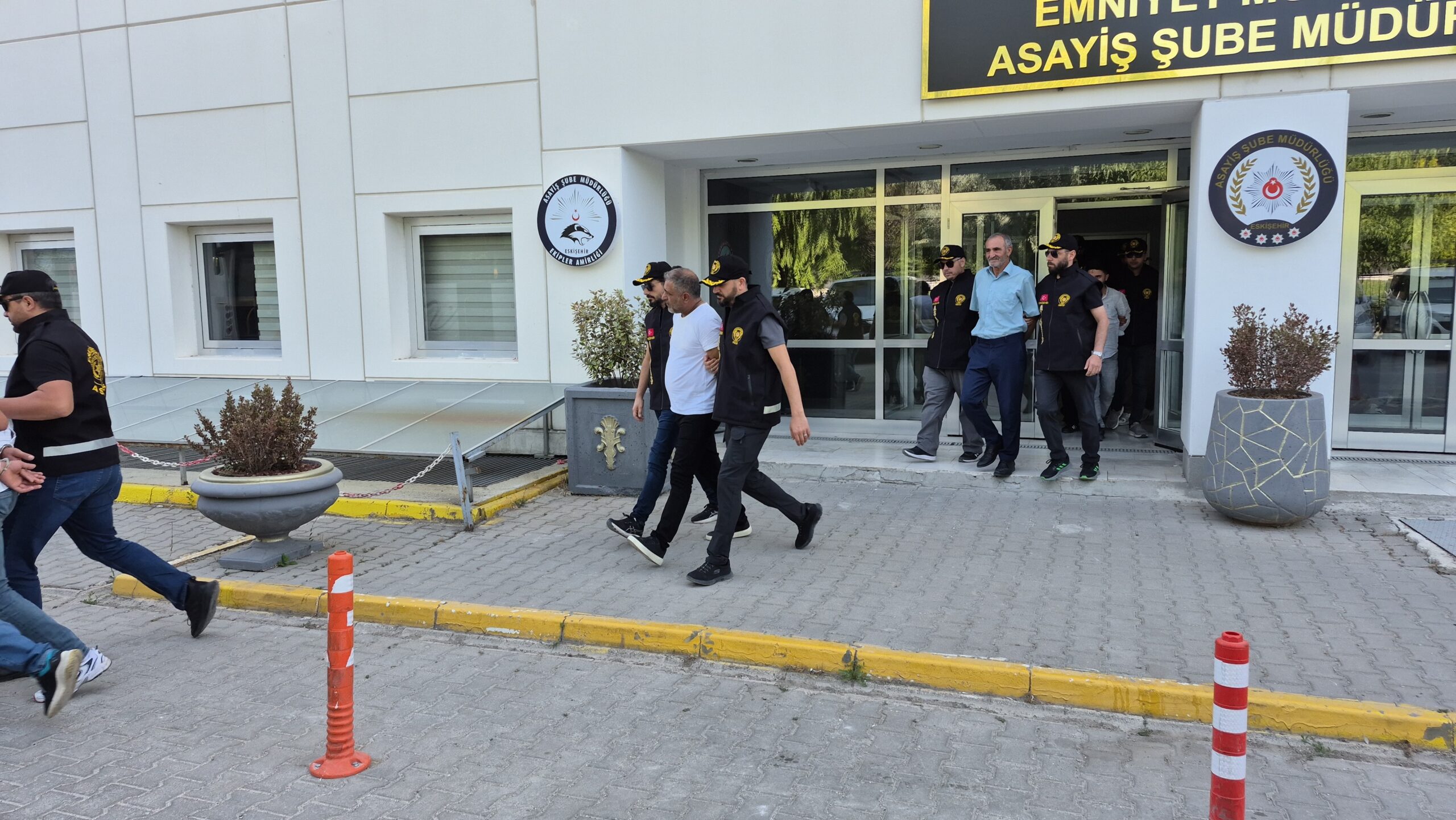 Eskişehir’de kavgada yaralanan 7 kişiye ilişkin 5 şüpheli tutuklandı