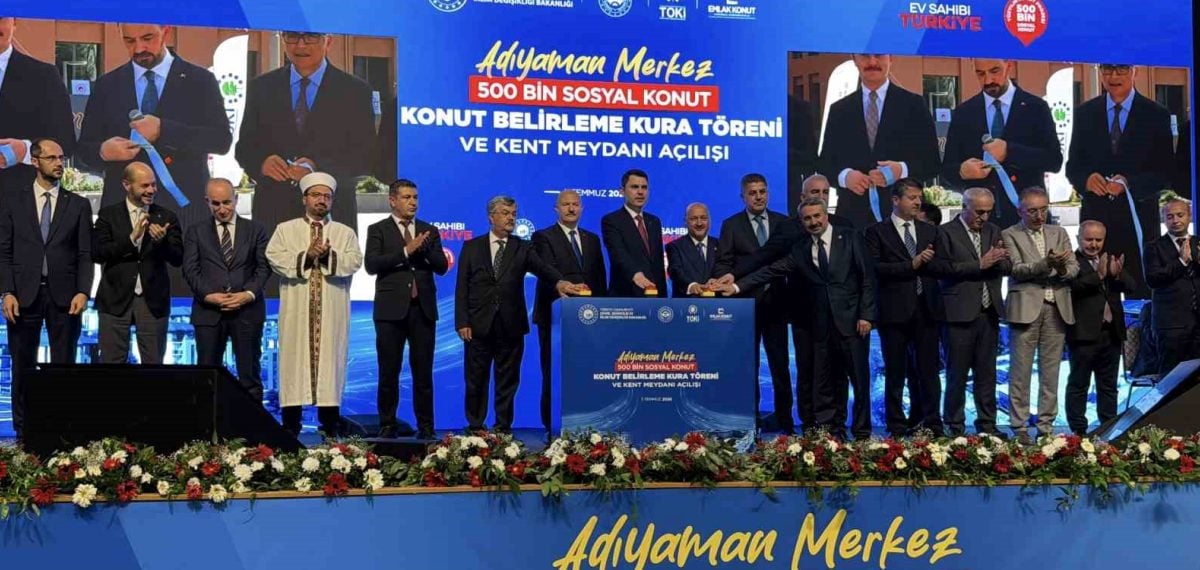 Adıyaman’da 5 bin 41 sosyal konutun kura çekimi ve meydan açılışı yapıldı