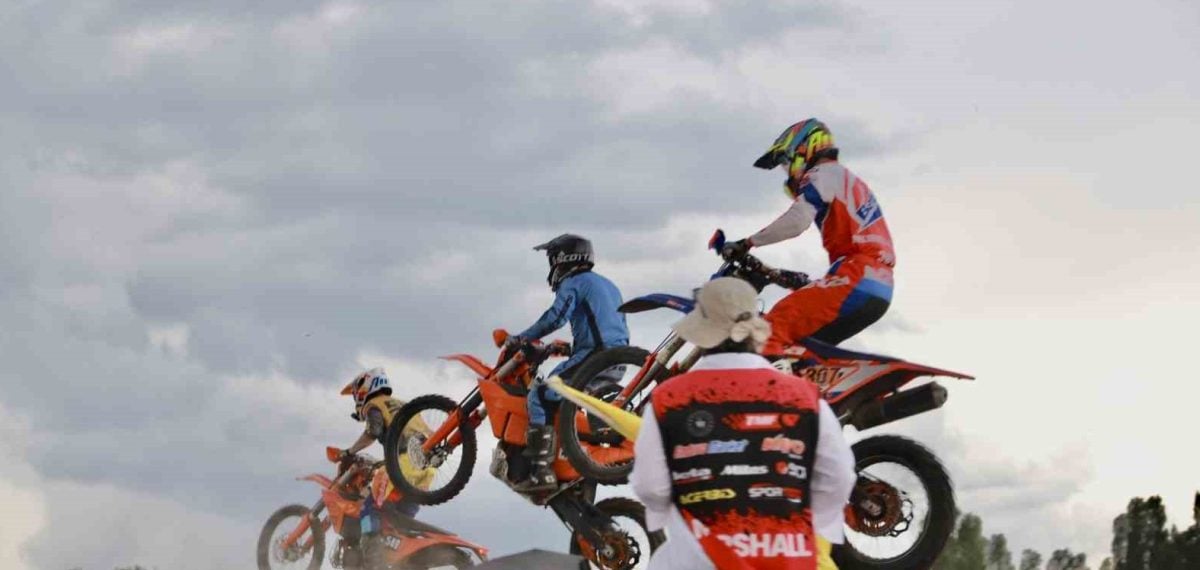 Ağrı’da 121 sporcunun katılımıyla Türkiye SKIL Enduro ve ATV Şampiyonası başladı