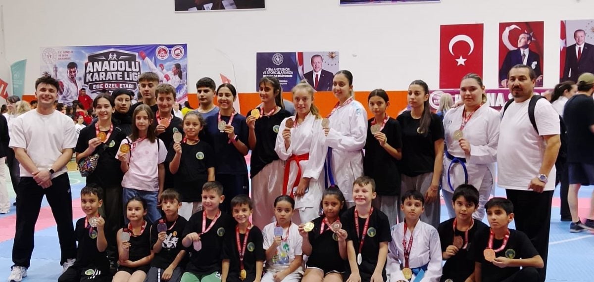 Alaşehir Belediyespor karatecilerinden 27 madalyalı başarı