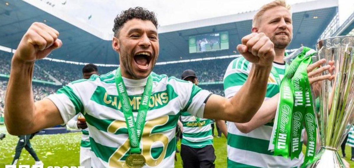 Alex Oxlade-Chamberlain signs one-year extension with Celtic after title-winning spell