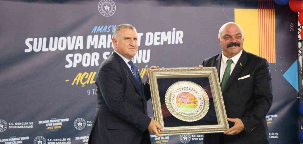 Amasya’da Bakan Bak, spor tesisleri ve NATO Zirvesi vurgusuyla açılışlara katıldı