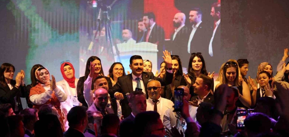 Ankara’da Genç Sağlık Sendikası 2. Olağan Genel Kurulu: Osman Kaya yeniden seçildi
