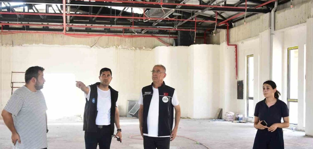 Antakya’da belediye projeleri yerinde incelendi, çalışmalar sürüyor