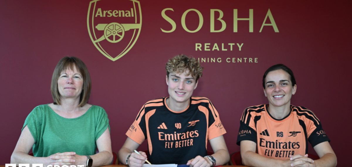 Arsenal complete permanent signing of Danish keeper Isabella Damm