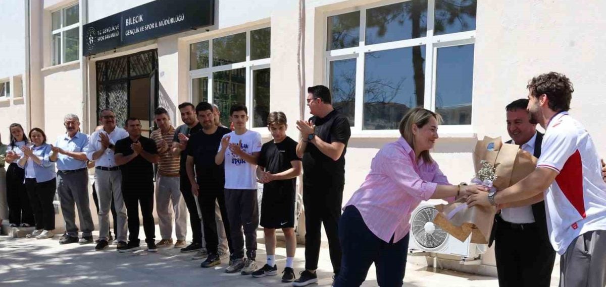 Avrupa şampiyonu güreşçi Salih Yusuf Yazıcı memleketinde coşkuyla karşılandı