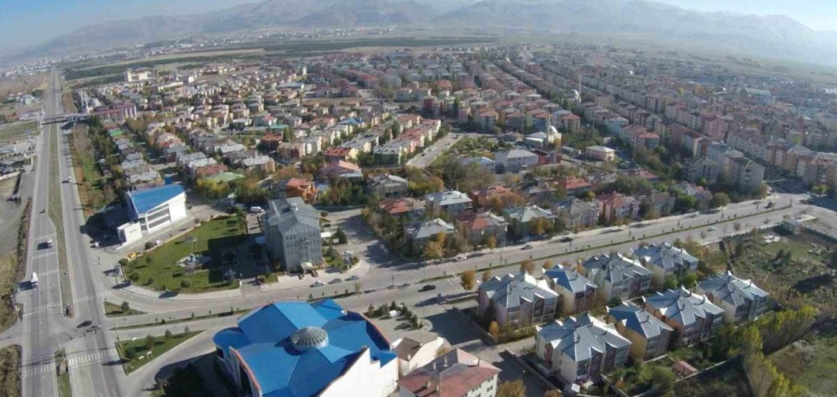 Aziziye Meclisi kentsel dönüşüm ve 30 bin tonluk lisanslı depo kararını onayladı