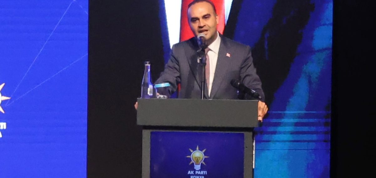 Bakan Kacır: Ay Programı’nda Türk mühendislerinin geliştirdiği uzay aracıyla bayrağımızı Ay’a taşıyacağız