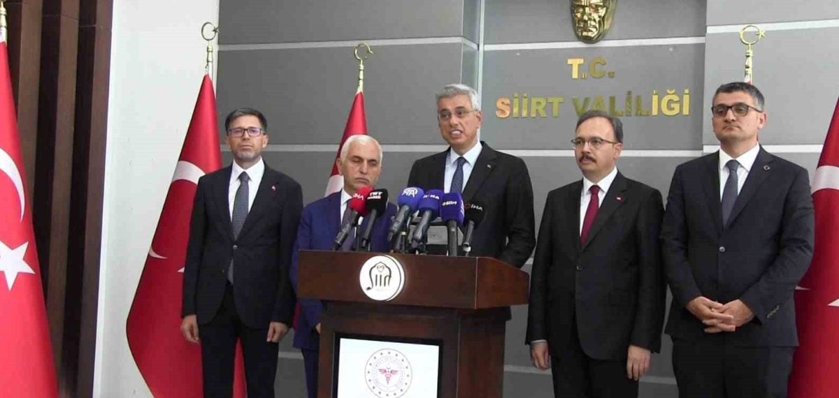 Bakan Memişoğlu Siirt’te sağlık yatırımlarını değerlendirdi, yeni hastane çalışmalarında son durum açıklandı
