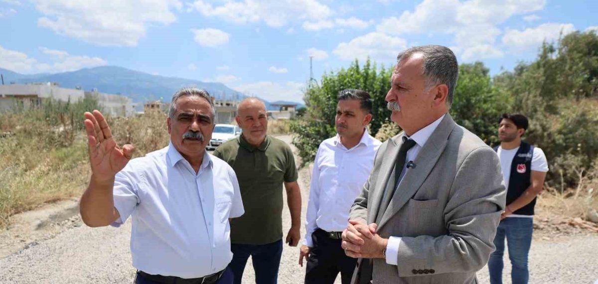 Başkan Balaban mahallede inceleme yaptı ve vatandaş taleplerini dinledi