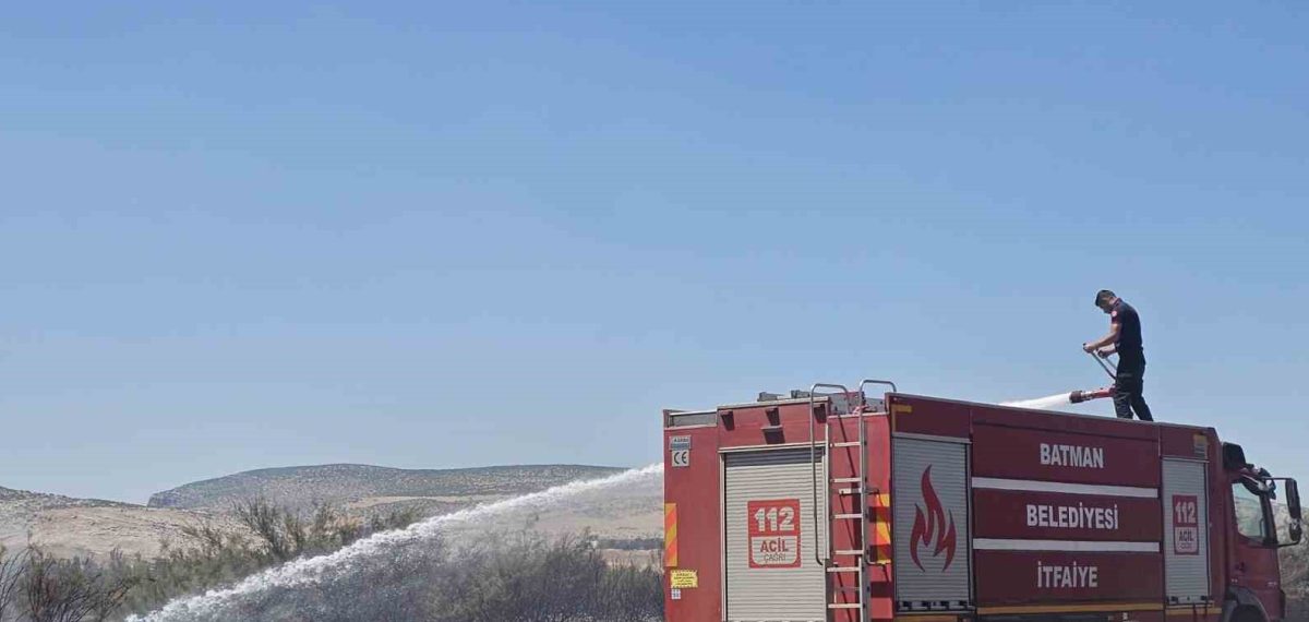 Batman İtfaiyesi uyardı: Hasat sonrası anız yangınları kontrolsüz tehlike oluşturuyor