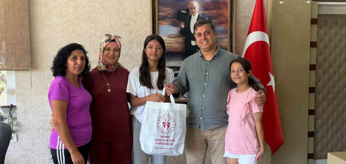 Belinay Gündoğdu’ya makamda ödül: 4 Türkiye şampiyonluğu kazandı