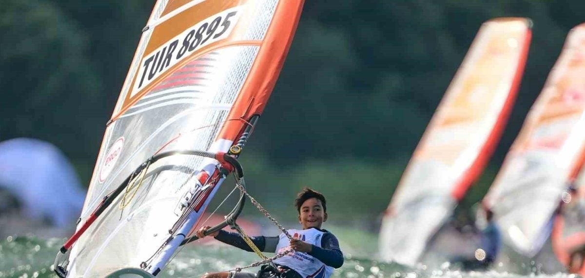 Berk Pala Avrupa Techno293 U13’te ikinci oldu, EMR Windsurf başarılarını sürdürdü