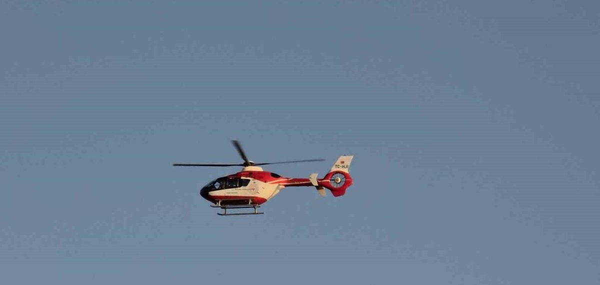 Bitlis’te ağır yaralanan 10 yaşındaki çocuk helikopter ve uçak ambulansla Ankara’ya sevk edildi