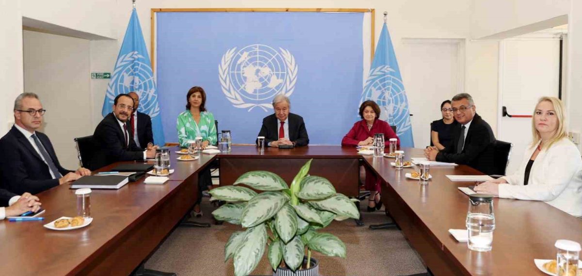 BM Genel Sekreteri Guterres Kıbrıs’ta üçlü zirvede Erhürman ve Hristodulidis ile görüştü