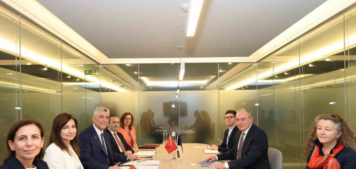 Bolat Brüksel’de AB’nin sanayi politikalarını ve Gümrük Birliği beklentilerini paylaştı