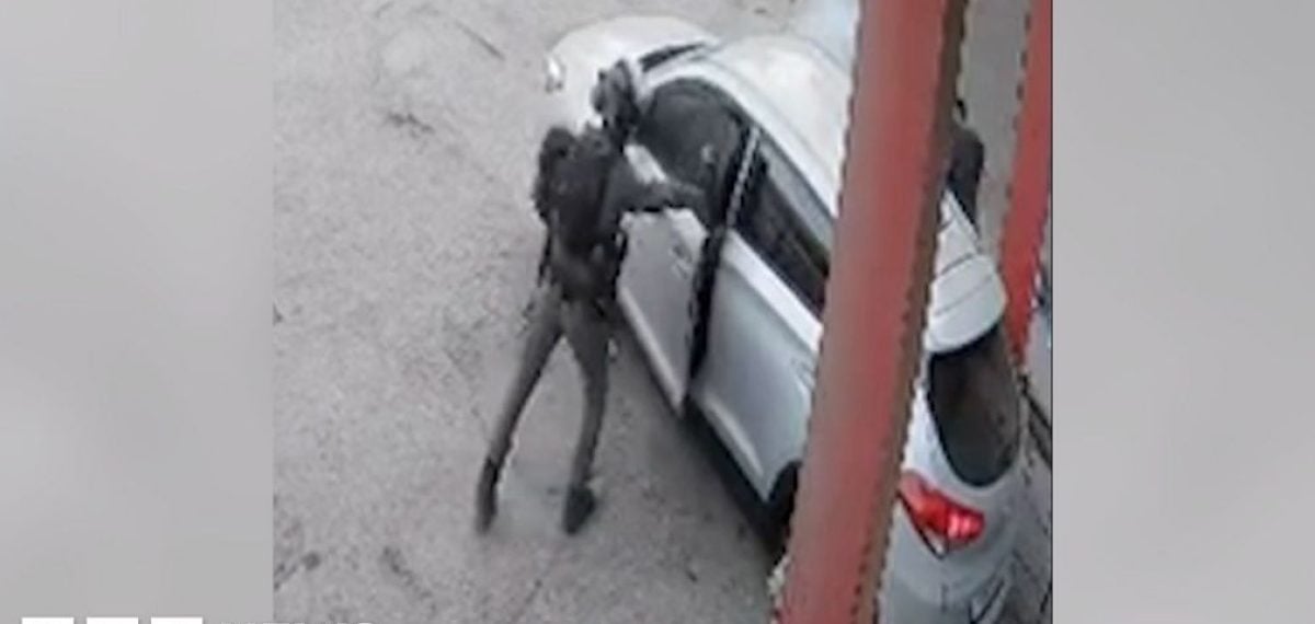 Border Police stun grenade thrown into car at Qalandia under investigation
