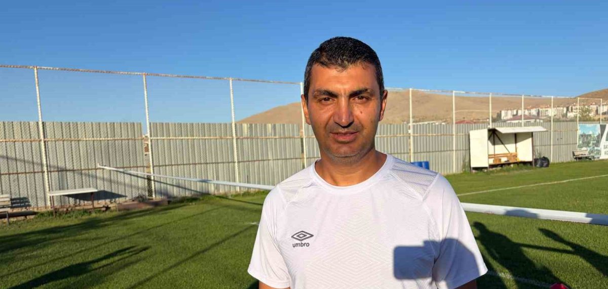 Bozkurt: Elazığspor tam kadroyla başlayıp kadro kalitemizi gösteriyoruz