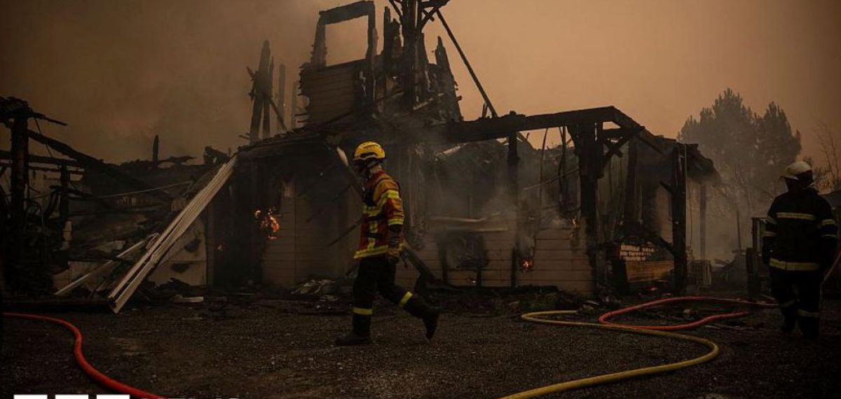 Cap Ferret peninsula evacuated as Gironde wildfire spreads, evacuations by road and boat