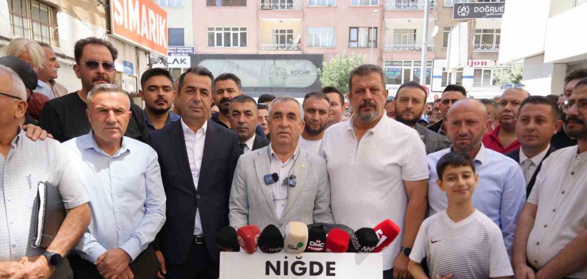 CHP Niğde’de binlerce üye istifa etti, yeni parti hazırlığı yapılıyor