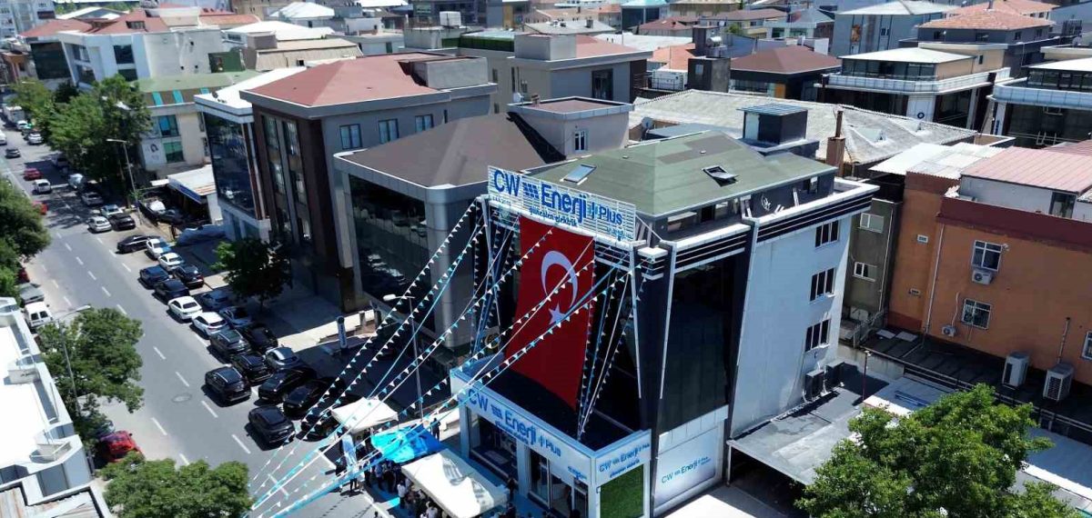 CW Enerji İstanbul’da CW Enerji Plus bayisini hizmete açtı, entegre enerji çözümleri sunuyor