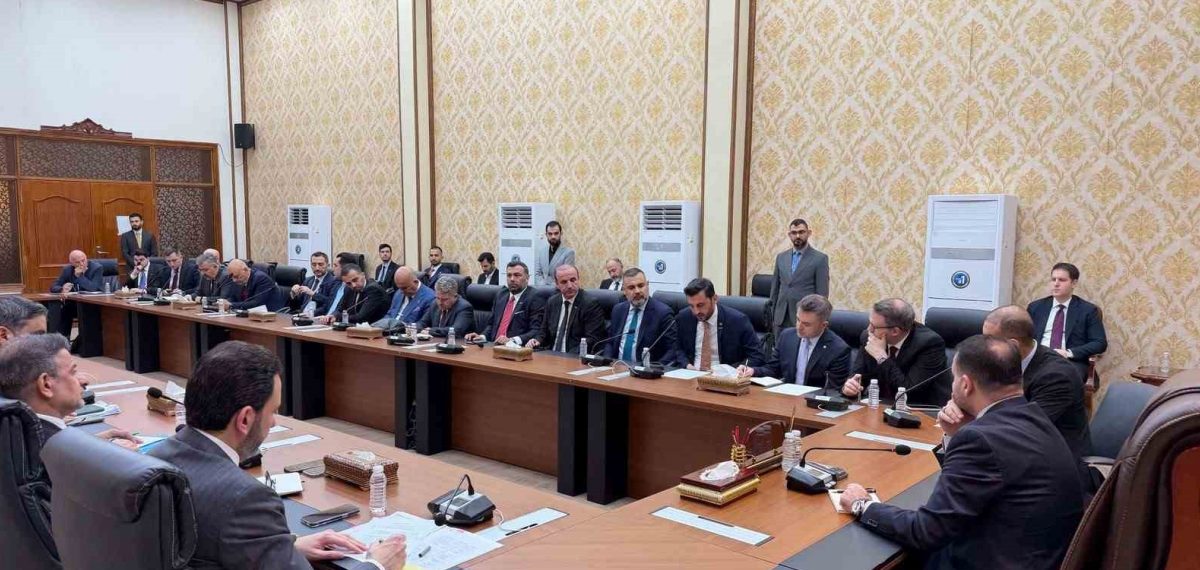 DEİK heyeti Bağdat’ta Başbakan Ali Ez-Zeydi ile görüşerek yatırım ve altyapı iş birliklerini ele aldı