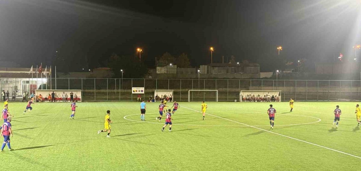 Diyarbakır Kocaköyspor sezonu 26’da 26 yaparak Süper Amatör Lig’e yükseldi