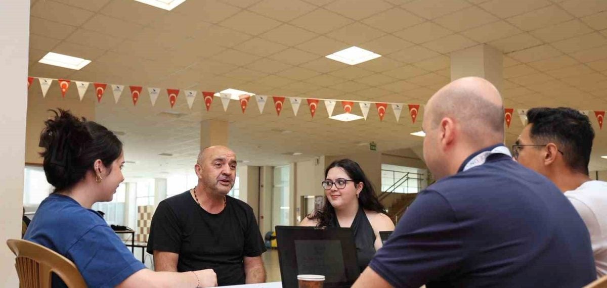 Düzce Üniversitesi Tanıtım Günleri aday öğrencilere detaylı tanıtım ve rehberlik sundu