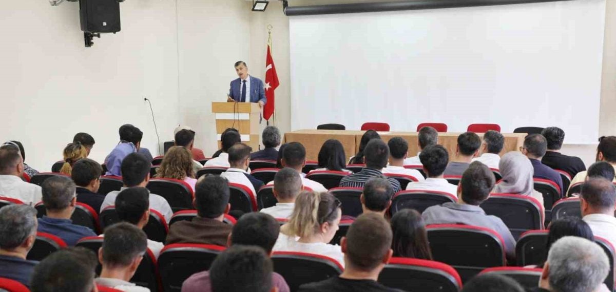 Eğitim Kurumu Yönetici Yetiştirme Programı Ağrı’da 154 adayla başladı