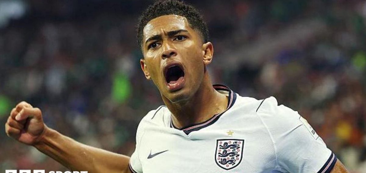 England beat Mexico 3-2 at Azteca to reach World Cup quarter-finals
