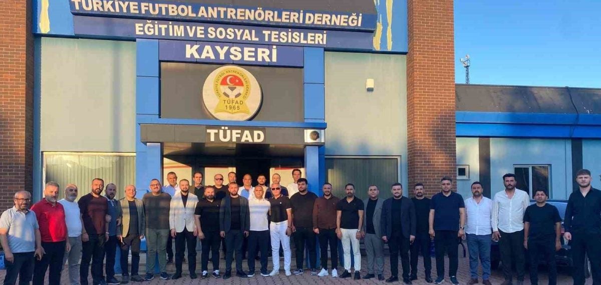 Erciyes 38’de olağanüstü genel kurul sonrası yönetim görev dağılımı yapıldı