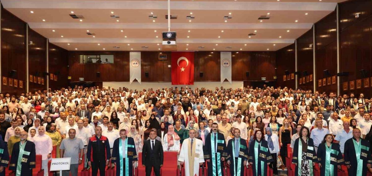 Erciyes Üniversitesi Ziraat Fakültesi’nden 67 mezuna 2025-2026 diplomaları