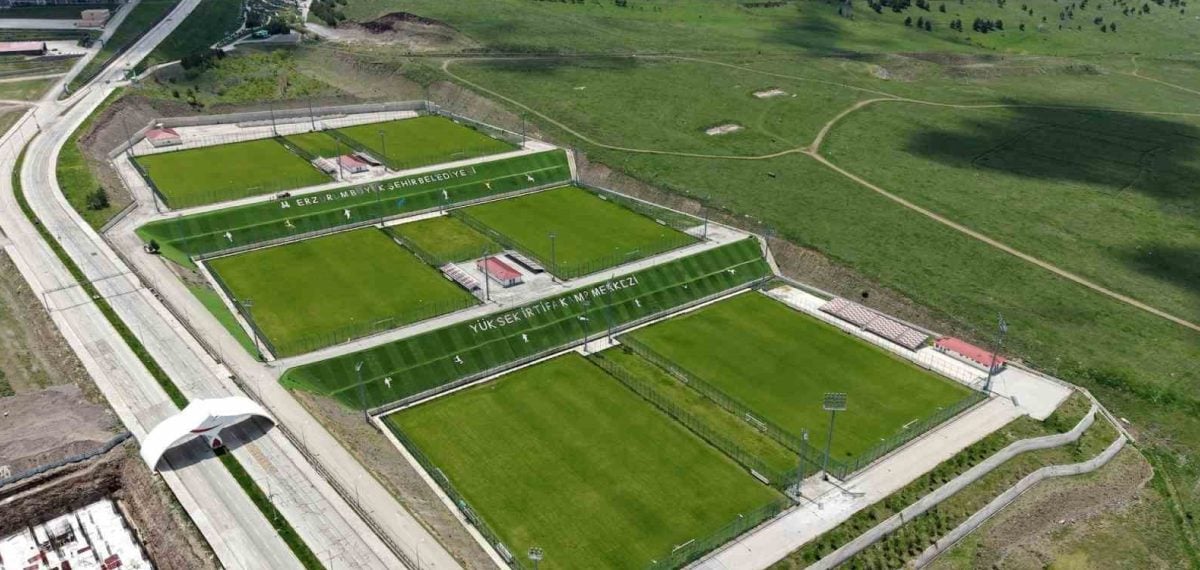 Erzurum Palandöken’e yerli ve yabancı takımlar kamp için akın etti