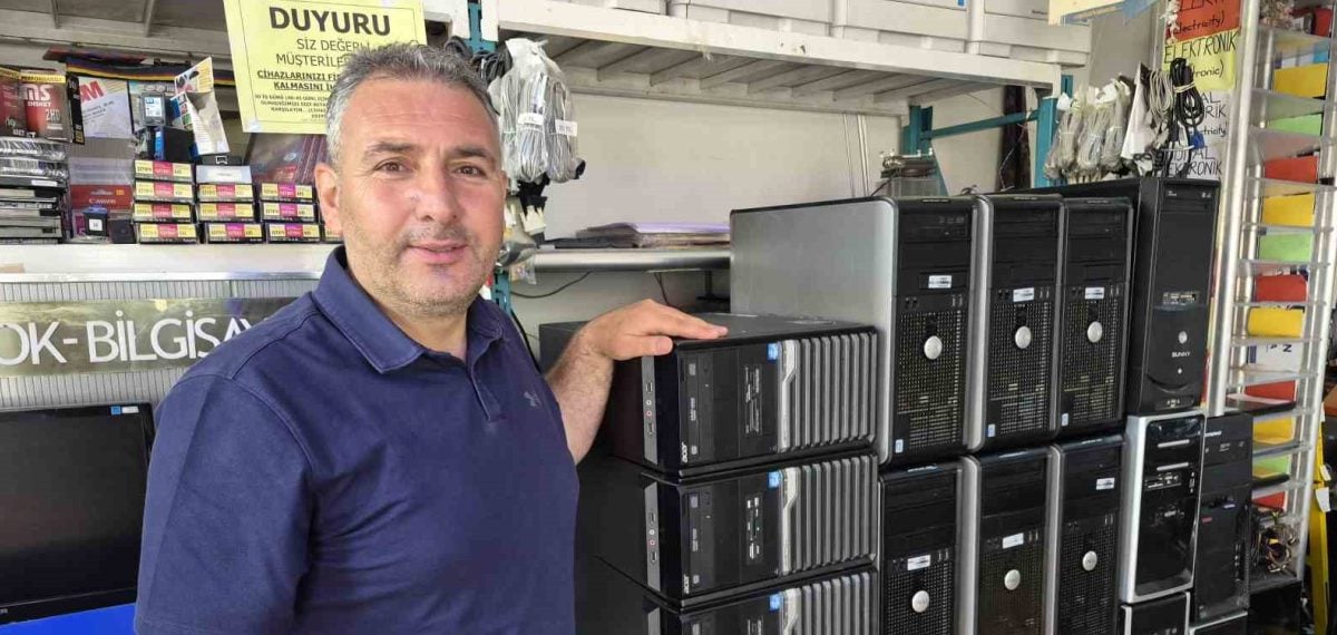Eskişehir’de hurda gözüyle bakılan bilgisayarlar bakımla yenilenip ofislerde kullanıma sunuluyor