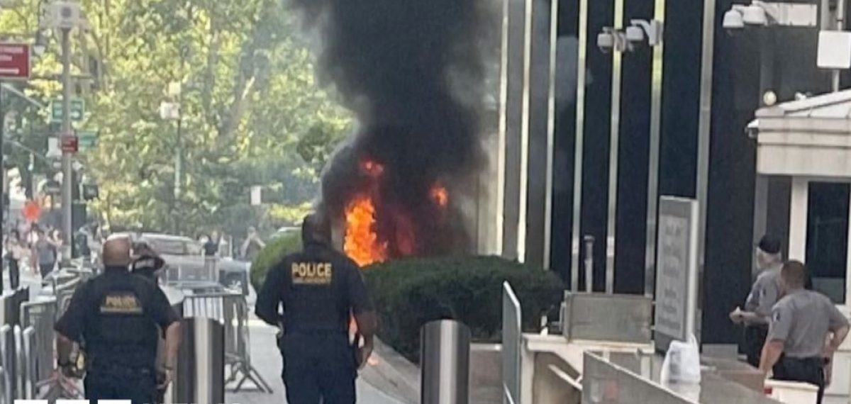 Ex-soldier ignites fire at 26 Federal Plaza, three injured