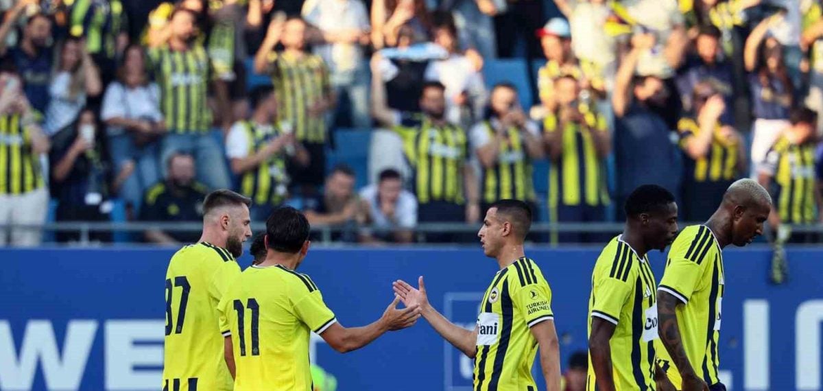 Fenerbahçe hazırlık maçında Pogon Szczecin’i 4-0 yendi ve LASK sınavına hazırlandı