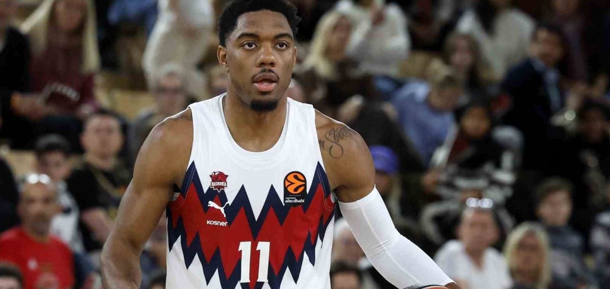 Fenerbahçe, Trent Forrest ile 2+1 yıllık sözleşme imzaladı