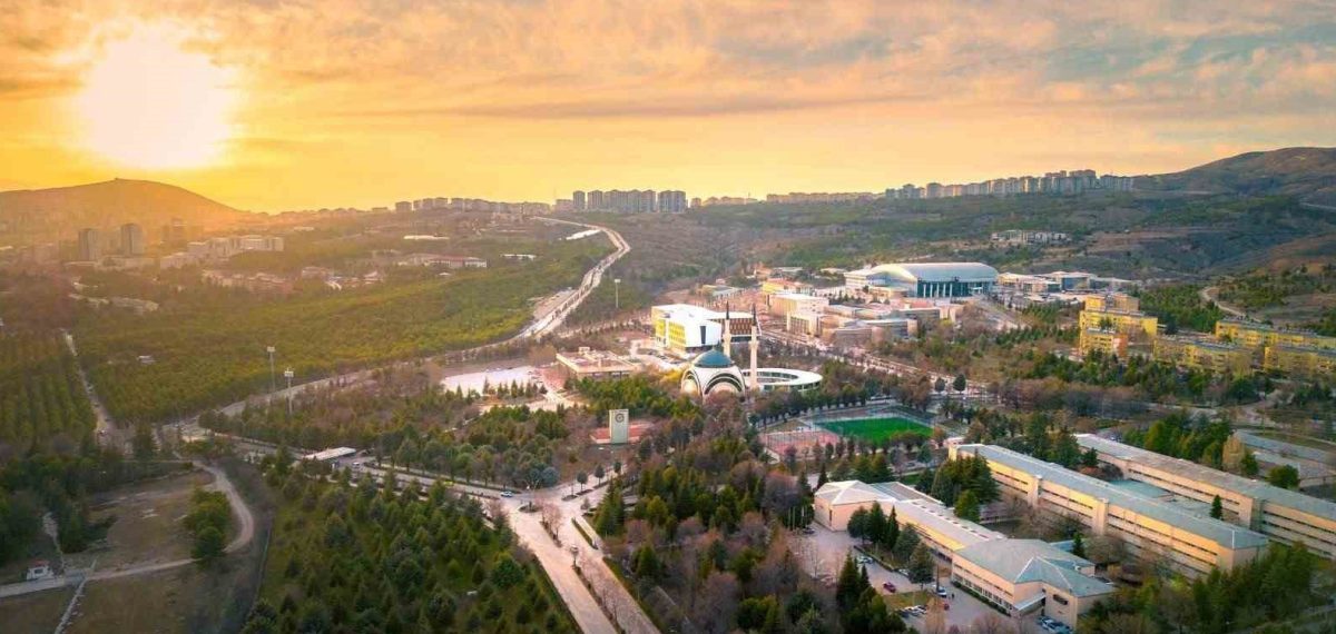 Fırat Üniversitesi Rektörü Göktaş öğrencileri tercih yapmaya davet etti