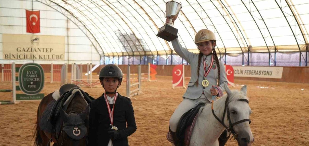 Gaziantepli kardeşler Pony Ligi ve Okul Sporları’nda Türkiye dereceleri elde etti