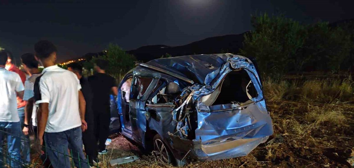Gercüş’te takla atan otomobilden yara almadan çıkan sürücü hastanede ayakta tedavi edildi