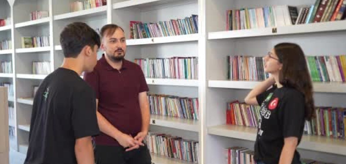 İstanbul Başakşehir’de üç öğrenci LGS’de 500 tam puanla Türkiye birincisi oldu