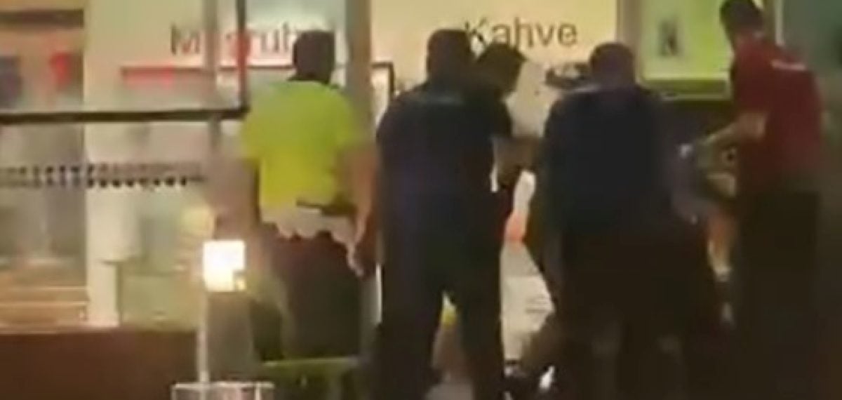 İzmir Adnan Menderes Havalimanı’nda bıçaklı şüpheli polis tarafından etkisiz hale getirildi
