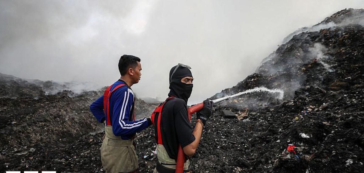 Jakarta outskirts landfill fire at Jatiwaringin spreads over 15 hectares, officials say