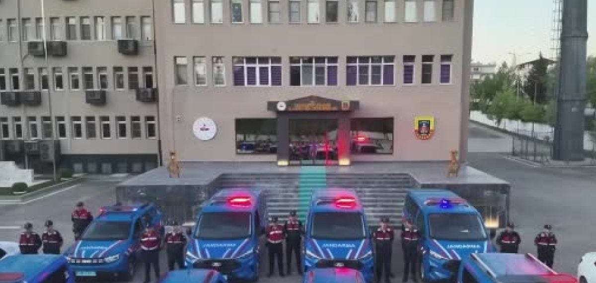 Jandarma 9 ilde yasa dışı bahis ve nitelikli dolandırıcılık operasyonunda 73 şüpheli yakaladı