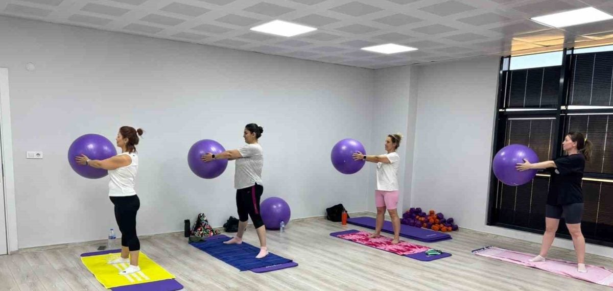 Kadınlara özel Zumba ve Pilates kursları Ekrem Gürelde başladı, kayıtlar sürüyor