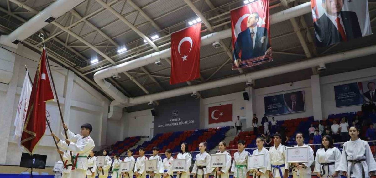 Karabük’te Anadolu Yıldızlar Ligi Judo 1. Etap Grup Müsabakaları başladı