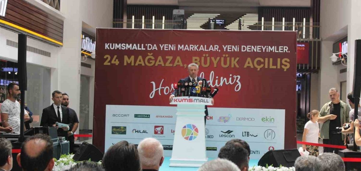 Kayseri Kumsmall AVM’de 24 yeni mağaza toplu açılışla hizmete girdi